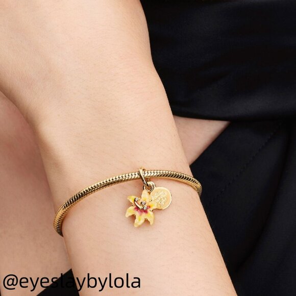 Pandora Disney Tangled Sundrop Flower Glow-in-the-dark Charm - Picture 2 of 5